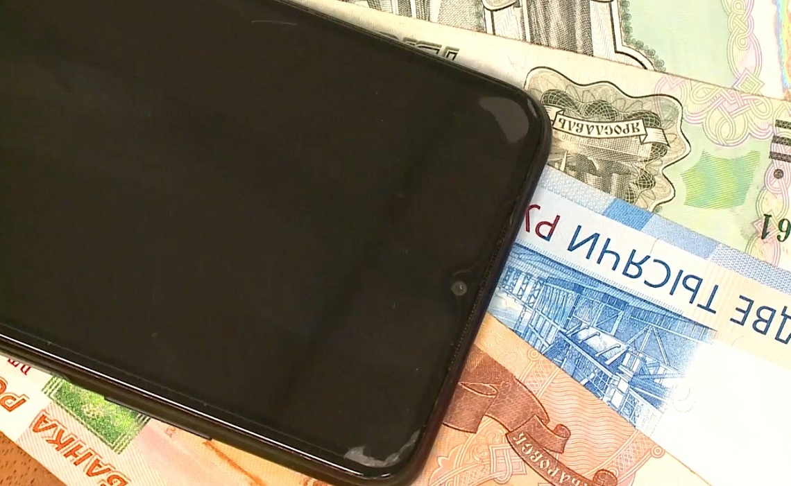 Пензенец обманул двух мужчин на 100 тысяч рублей, притворившись женщиной